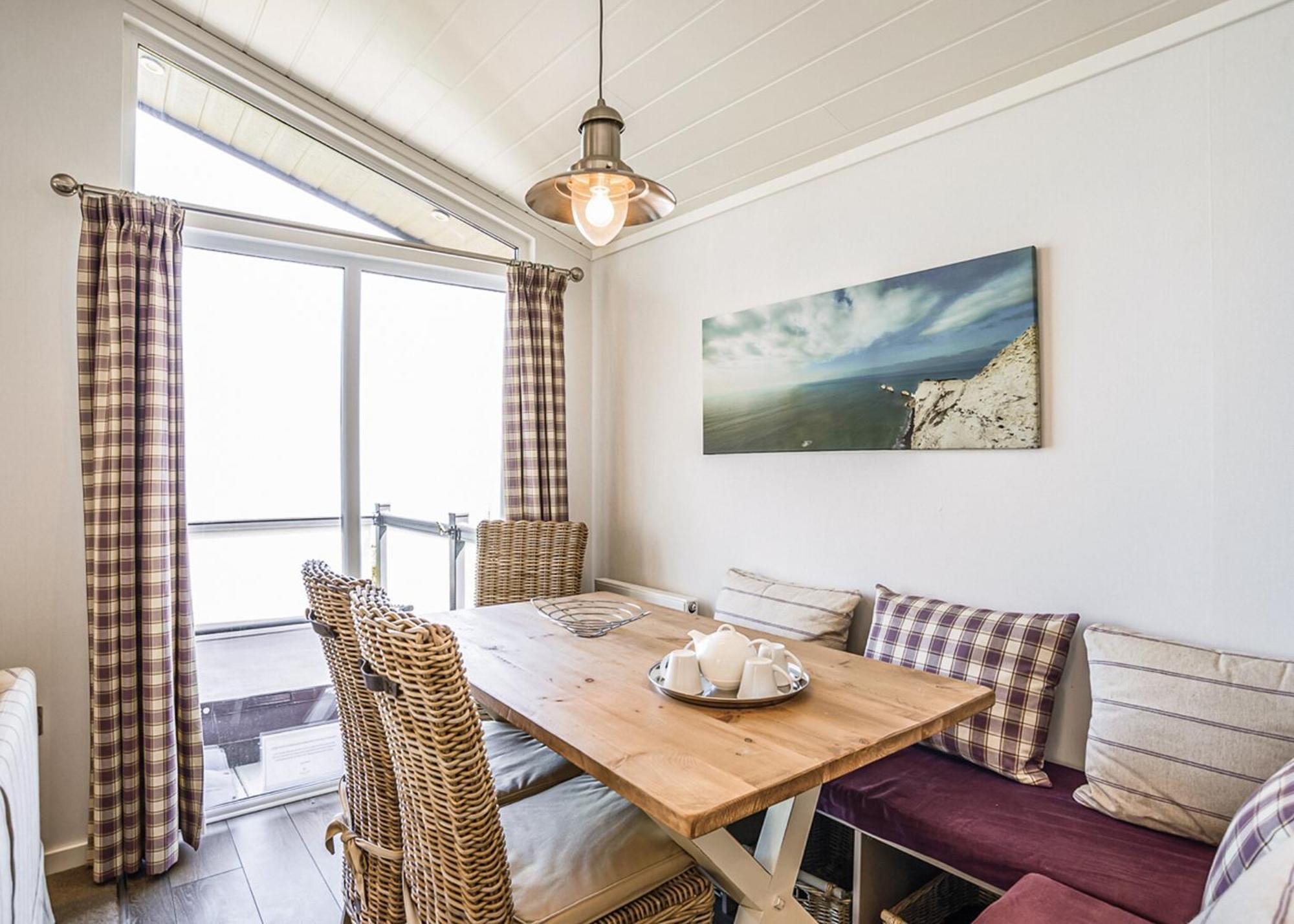 Woodside Coastal Retreat Hotel Fishbourne  Room photo